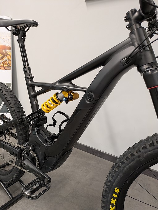 SPECIALIZED KENEVO